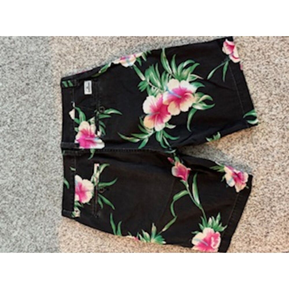 Quick Silver Shorts - image 2